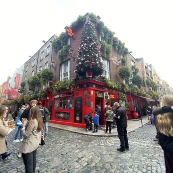The Temple Bar - Pubs Near Me - Dublin, D