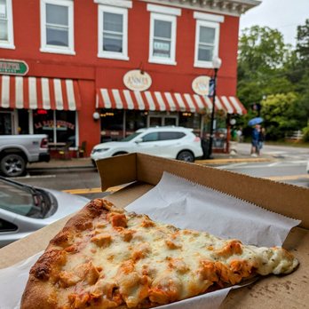 Anna's Pizzeria - Buffalo chicken slice!! - lifewithhanny - Italian Near Me - Apex, North Carolina