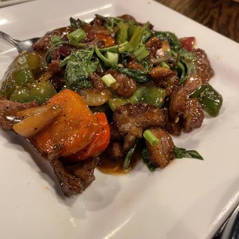 Dagon - BASIL LAMB - Burmese Near Me - Honolulu, Hawaii