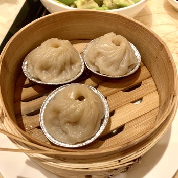 Red 8 - Steamed Shanghainese Pork Dumplings has a tasty filling with more ginger and soup than DTF. Skin is almost as thin as DTF $11.88. 4* - Dim Sum Near Me - Las Vegas, Nevada Red 8 - Steamed Shanghainese Pork Dumplings has a tasty filling with more ginger and soup than DTF. Skin is almost as thin as DTF $11.88. 4* - Dim Sum Near Me - Las Vegas, Nevada