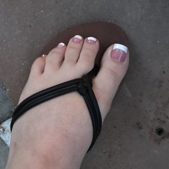 Hollywood Nails - Nail Salons Near Me - Colton, California