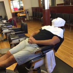 Vincents Barbershop - Gordon enjoying his royal hot towel shave