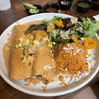Los Agaves - Agaves Enchiladas - Tacos Near Me - Santa Barbara, California Los Agaves - Agaves Enchiladas - Tacos Near Me - Santa Barbara, California