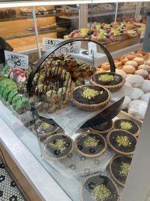 Paris Baguette by null