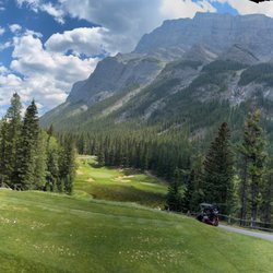 Banff Springs - Hole 4:  Devil's Cauldron