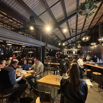 Viewpoint Brewing - Spacious seating area - Breweries Near Me - Del Mar, California Viewpoint Brewing - Spacious seating area - Breweries Near Me - Del Mar, California