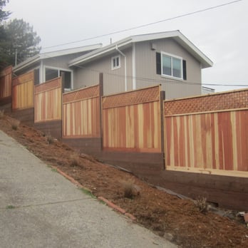 Carlos Paz Landscaping - a house on a steep hill - Landscaping Near Me Carlos Paz Landscaping - a house on a steep hill - Landscaping Near Me