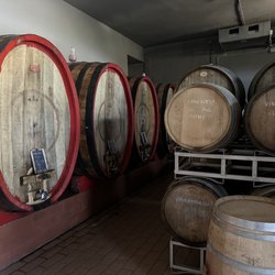 Fattoria di Montemaggio - Barrel room