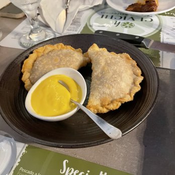 Oh Ceviche - Empanadas De Aji De Gallina - Peruvian Near Me - Davie, Florida Oh Ceviche - Empanadas De Aji De Gallina - Peruvian Near Me - Davie, Florida