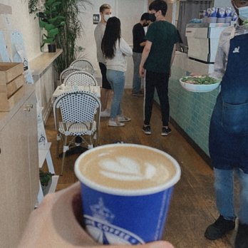 Bluestone Lane Hoboken Café - Latte - Coffee & Tea Near Me - Hoboken, New Jersey