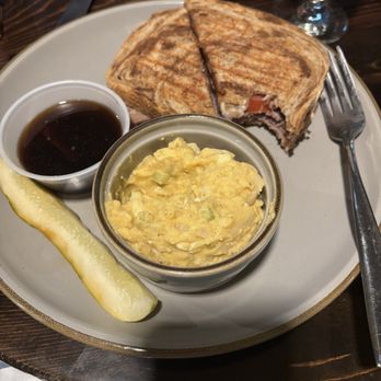 Bootleggers Bistro - Spicy speakeasy - American Near Me - Westcliffe, Colorado
