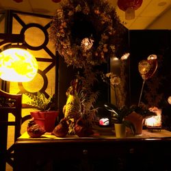 Rose Garden Foot Massage - Peaceful interior