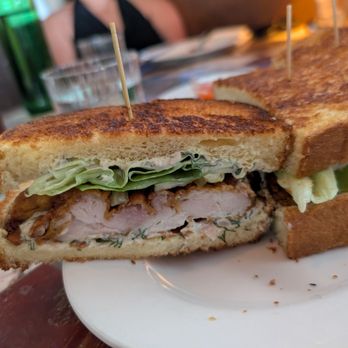 Hermon's - Fried chicken sandwich - New American Near Me - Los Angeles, California