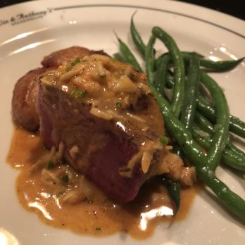 Vic & Anthony's Steakhouse - Rare Filet Mignon 8oz. Just get it. - Steakhouses Near Me - Houston, Texas Vic & Anthony's Steakhouse - Rare Filet Mignon 8oz. Just get it. - Steakhouses Near Me - Houston, Texas