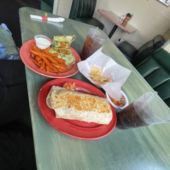 Papagayos - Chicken Caesar wrap California Burrito - Mexican Near Me - Lake Arrowhead, California Papagayos - Chicken Caesar wrap California Burrito - Mexican Near Me - Lake Arrowhead, California