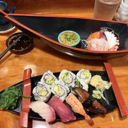Sushi Boat showing bottom sashimi deck