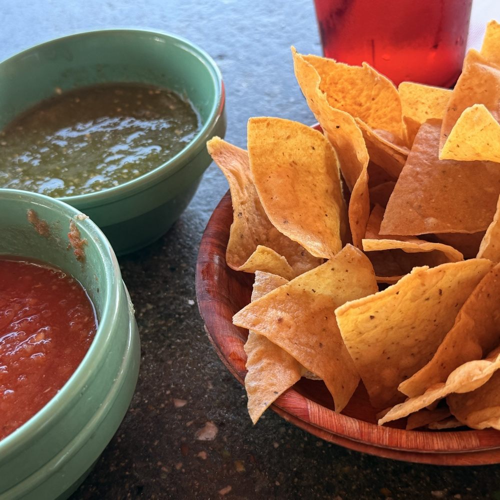 Ponce's Mexican Restaurant - Chips and salsa - Mexican Near Me - San Diego, California Ponce's Mexican Restaurant - Chips and salsa - Mexican Near Me - San Diego, California