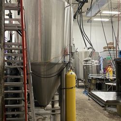Nita Beer Company - Tour of production.