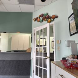Sunshine Dentistry - Lobby