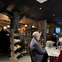 The Market Cafe At Michael Anthony's - Interior