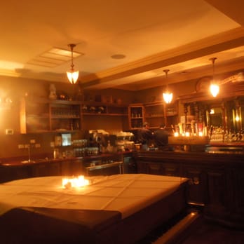 Mrs. Murphy & Sons Irish Bistro - upstairs bar - Irish Near Me - Chicago, Illinois Mrs. Murphy & Sons Irish Bistro - upstairs bar - Irish Near Me - Chicago, Illinois