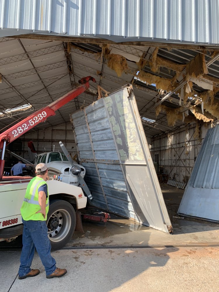 BOWMAN’S WRECKER SERVICE Updated October 2024 45 Photos & 15