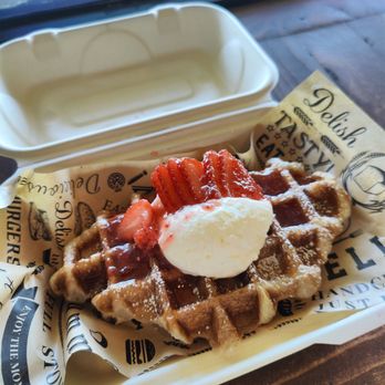Clover and Mug - Strawberry cream croffle (croissant waffle) - so good!!! - Coffee & Tea Near Me - Kailua-Kona, Hawaii Clover and Mug - Strawberry cream croffle (croissant waffle) - so good!!! - Coffee & Tea Near Me - Kailua-Kona, Hawaii