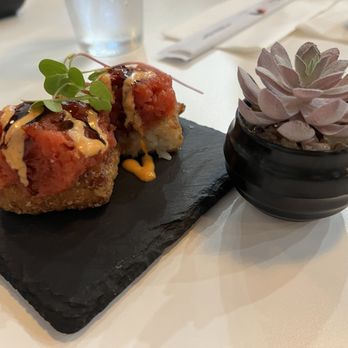 Seabutter - Spicy tuna on crispy rice - Sushi Bars Near Me - Glendale, California Seabutter - Spicy tuna on crispy rice - Sushi Bars Near Me - Glendale, California