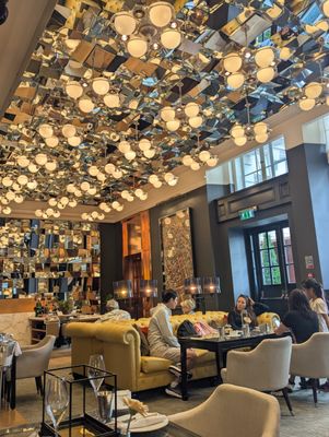 Rosewood London by null