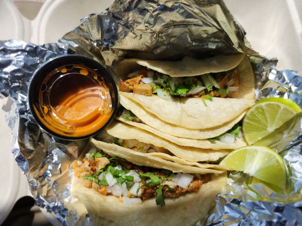 El Mexa Breakfast and Lunch