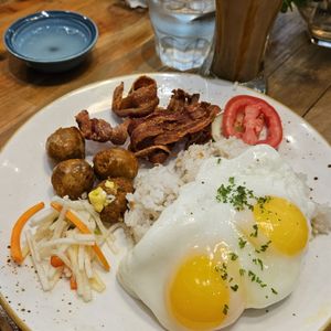 CONTI’S BAKESHOP & RESTAURANT - AYALA MALL FELIZ - Updated August 2025 ...