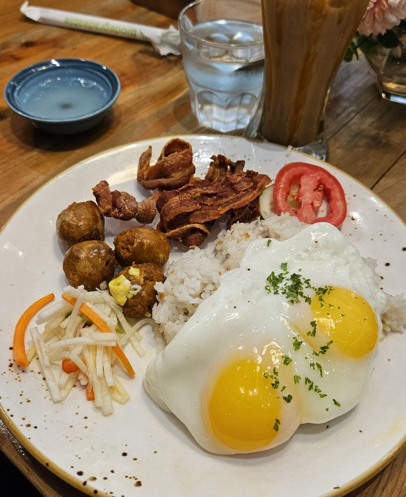 CONTI’S BAKESHOP & RESTAURANT - WESTGATE ALABANG - Updated October 2025 ...