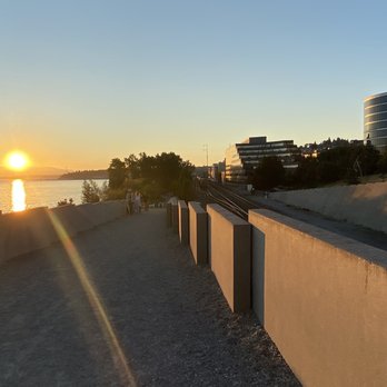 Olympic Sculpture Park - Parks Near Me - Seattle, Washington Olympic Sculpture Park - Parks Near Me - Seattle, Washington