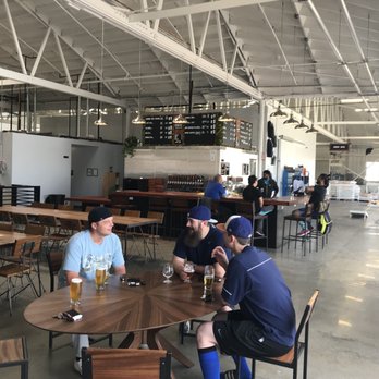 Common Space Brewery - Breweries Near Me - Hawthorne, California