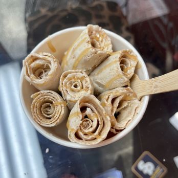 Stir-Pan Creamery - Finished product. Can add a topping. - Ice Cream & Frozen Yogurt Near Me - Breckenridge, Colorado Stir-Pan Creamery - Finished product. Can add a topping. - Ice Cream & Frozen Yogurt Near Me - Breckenridge, Colorado
