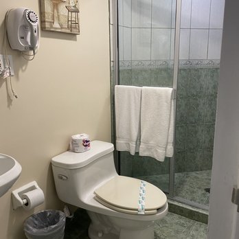 Oceana Casa del Mar - Bathroom - Hotels Near Me - Rosarito, BCN