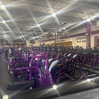 Planet Fitness - Gyms Near Me - Miami, Florida