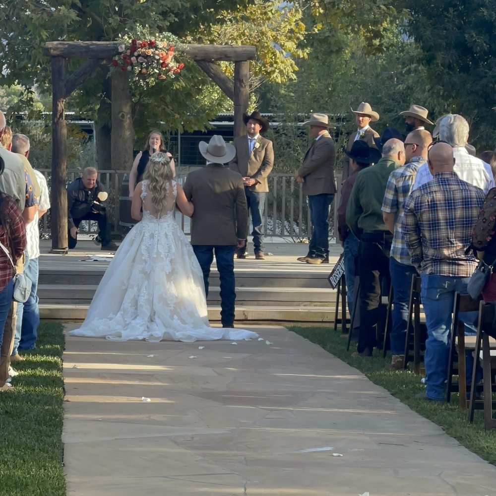 California Ranch Company - Wedding - Horseback Riding Near Me - Temecula, California