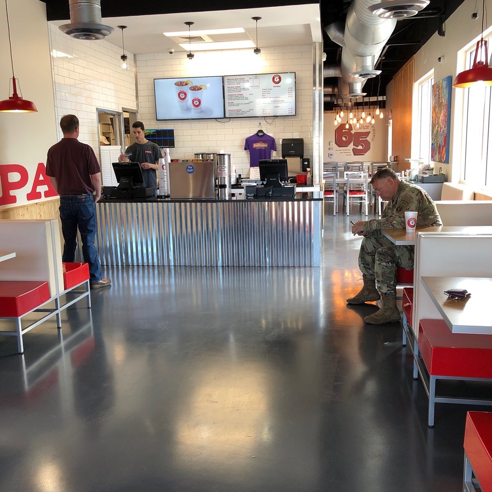Guthrie's- Tampa - Nice space - Fast Food Near Me - Tampa, Florida