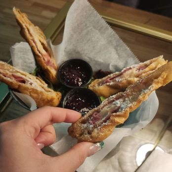 Angel Share - Monte Cristo Wrap - Dive Bars Near Me - Houston, Texas