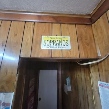 Pizza Land - Pizza Near Me - North Arlington, New Jersey