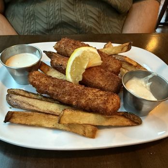 Green Line Kitchen And Cocktails - Fish and chips - Wine Bars Near Me - Fort Thomas, Kentucky