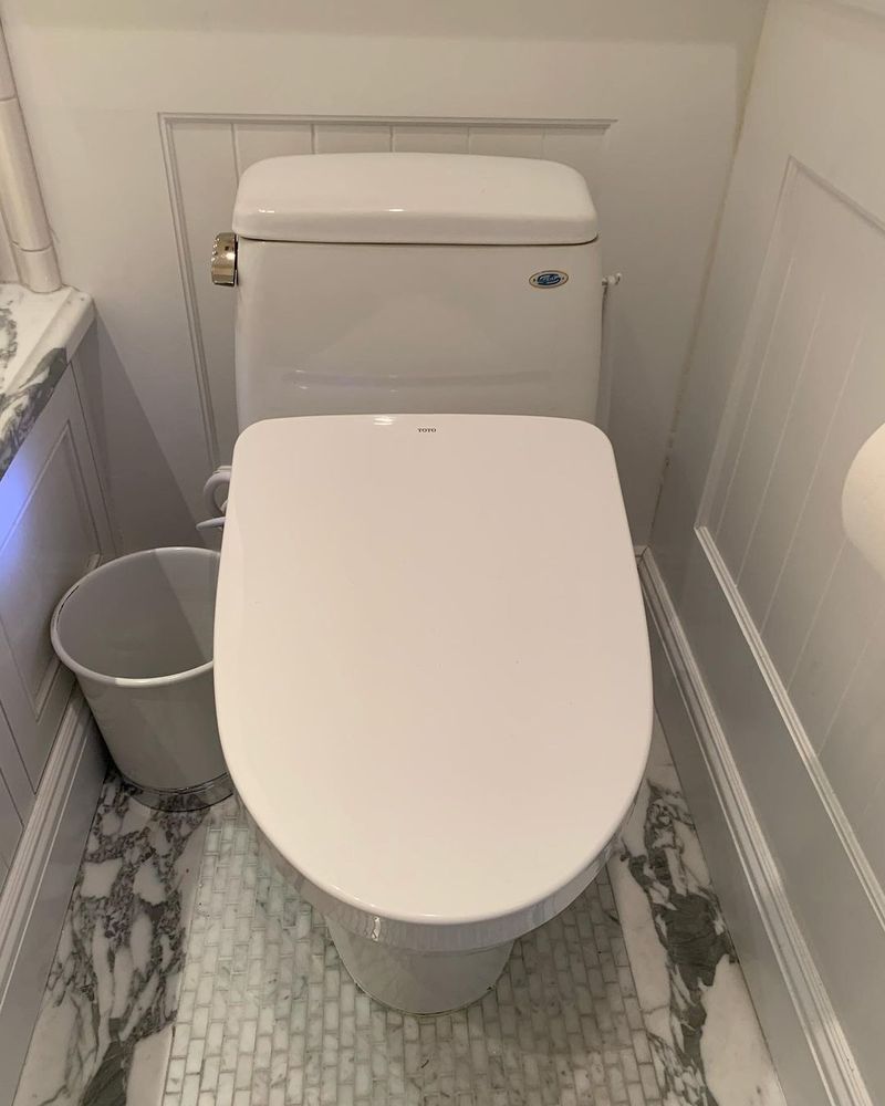 Slide of Touhy Ave Licensed Plumber