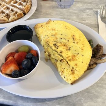 Potsdam Airport Diner - Philly omelette with fresh fruit - Diners Near Me - Potsdam, New York Potsdam Airport Diner - Philly omelette with fresh fruit - Diners Near Me - Potsdam, New York