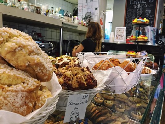 Emilie and the Cool Kids Vieux Nice by null