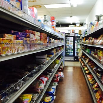 Corner Market - shelves of food and snacks - Grocery Near Me - Fairfax, Virginia Corner Market - shelves of food and snacks - Grocery Near Me - Fairfax, Virginia