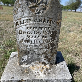 Prairie View Cemetery - Lived four years - Landmarks & Historical Buildings Near Me - Florence, Texas