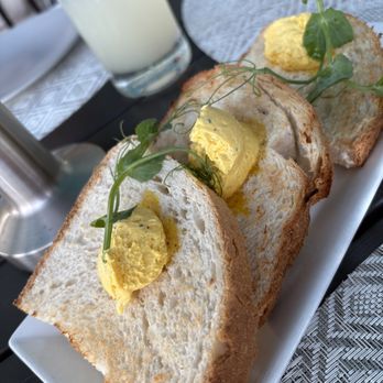 Four Marlins Oceanfront Dining - Grilled sourdough - Seafood Near Me - Key West, Florida