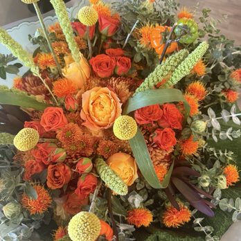 Ani De Fleurs - Magic. The pic doesn't do it justice - Floral Designers Near Me - Las Vegas, Nevada Ani De Fleurs - Magic. The pic doesn't do it justice - Floral Designers Near Me - Las Vegas, Nevada