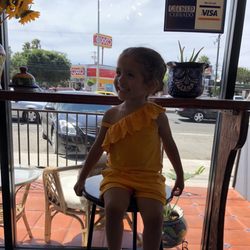 Akbal Chocolateria - Rosita loved it!